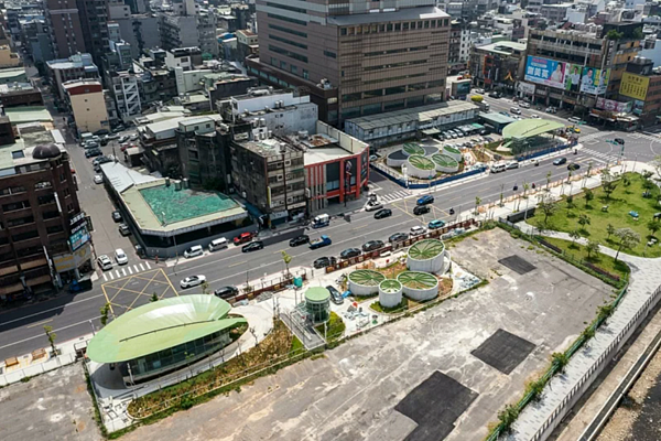 桃園地政局公布的不動產市場交易統計顯示,上月土地及建物移轉,合計總筆棟數6044筆。交易數為近一年來最低。而預售屋部分1月僅706件,也為近一年來最低。圖/聯合報資料照