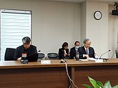 普發現金登記分流方式出爐　身份證字號尾數0、1搶頭香