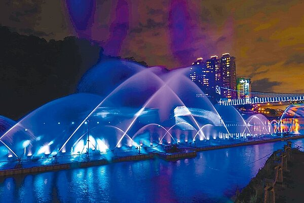 2023碧潭水舞將於3月31日登場,為期59天,圖為2022碧潭水舞資料照片。圖/新北市觀旅局提供