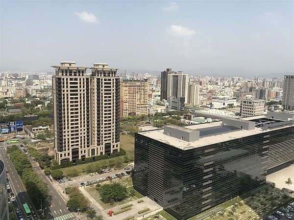 建商頻頻反應中小建商被土建融管制勒得快斷氣。示意圖/記者游智文/攝影