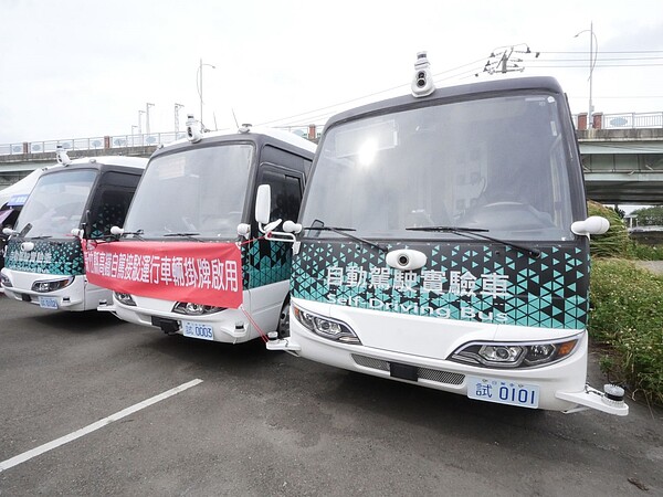 竹縣自駕巴士日間測試將於24日上路。圖/新竹縣交旅處提供