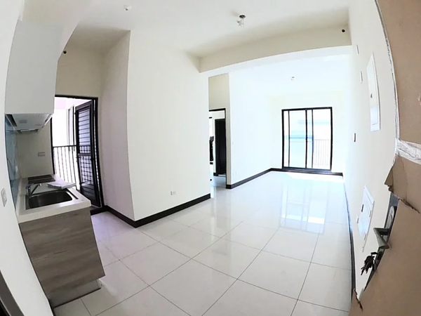 台南分署指出，拍賣房屋屋齡約5年的5層樓電梯公寓，位在4樓，面積為57.09平方公尺、陽台面積為6.28平方公尺，合計63.37平方公尺，約19.1坪。圖／台南分署提供