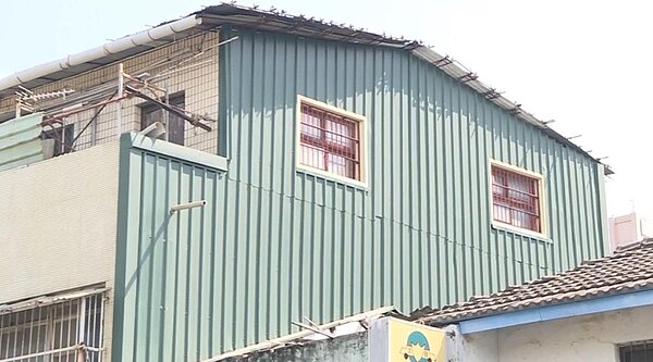 高雄有一間店面房19坪只賣280萬,註明是權利屋,房價低於市價超便宜。圖/東森新聞