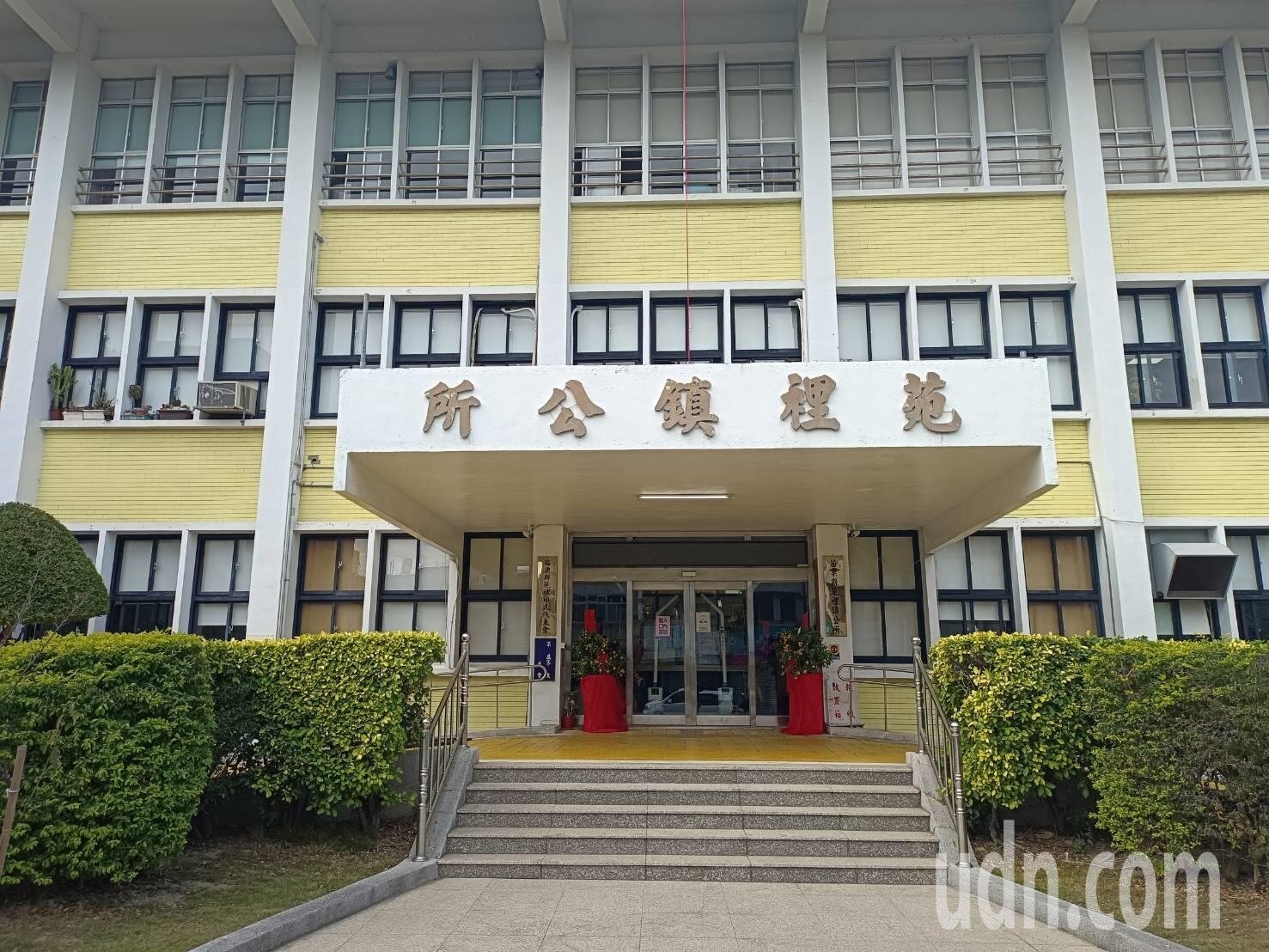 苑裡鎮公所周四將邀集社區大樓管委會及民意代表，通盤檢討垃圾清運改善方針，以符合公平、便民及合法性。記者吳傑沐／攝影 