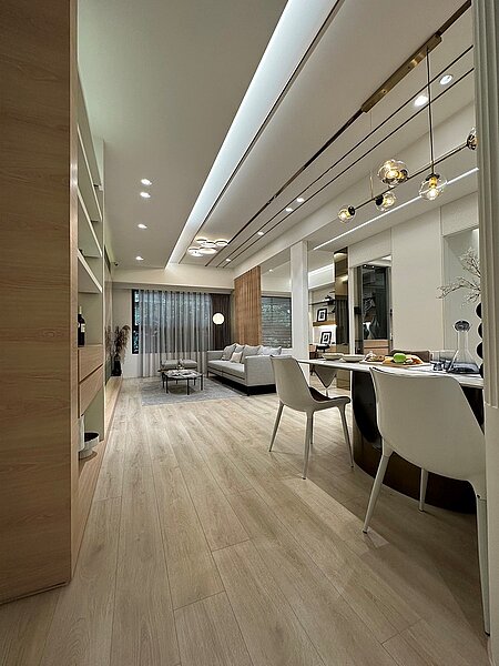 客廳直接有對外窗,採光非常好。圖/勝旺升提供