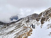 雪山降4月雪　雪管處籲別當「山寶」