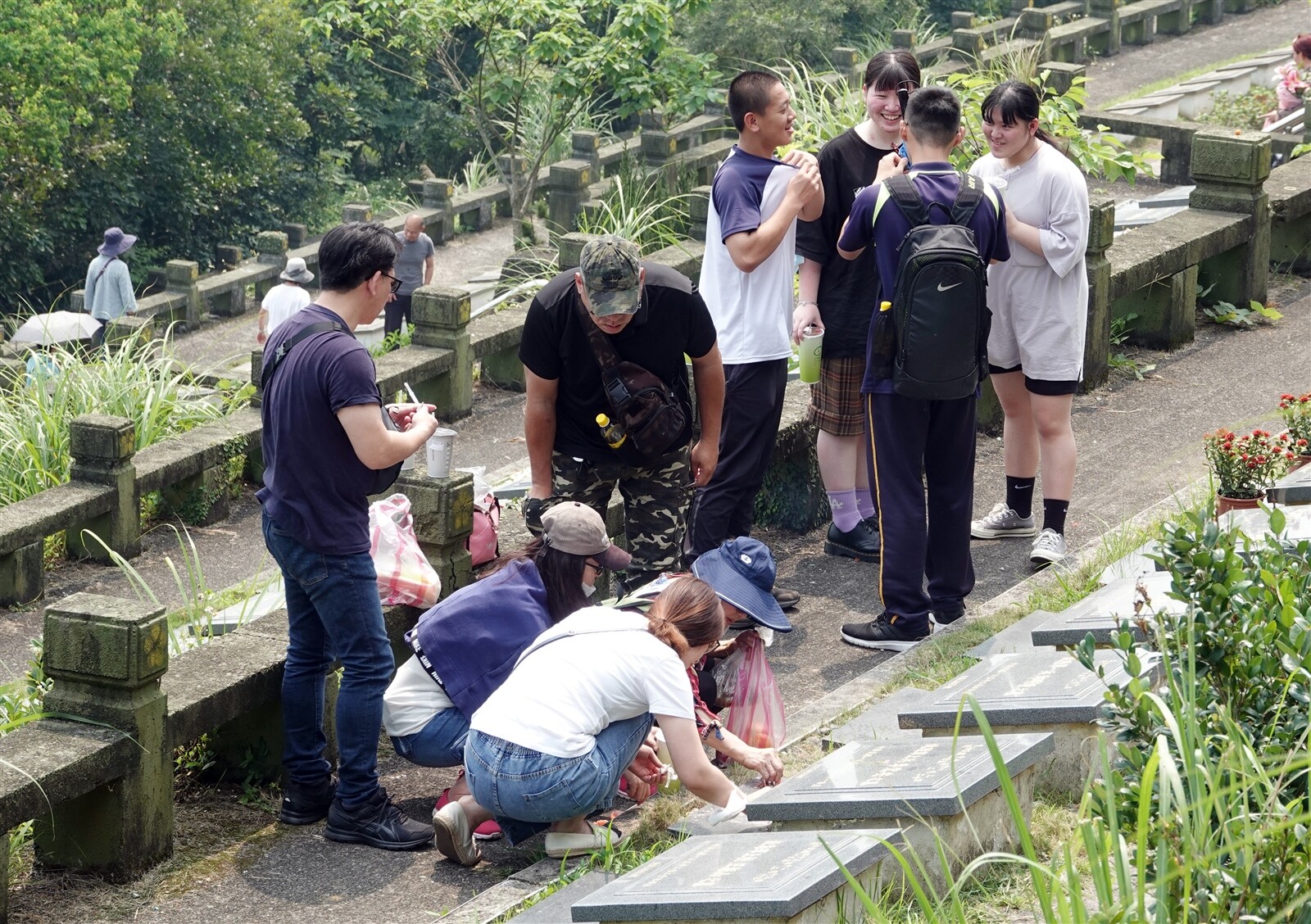 清明掃墓有些禁忌千萬不要犯，非新聞當事人。 示意圖／聯合報系資料照片