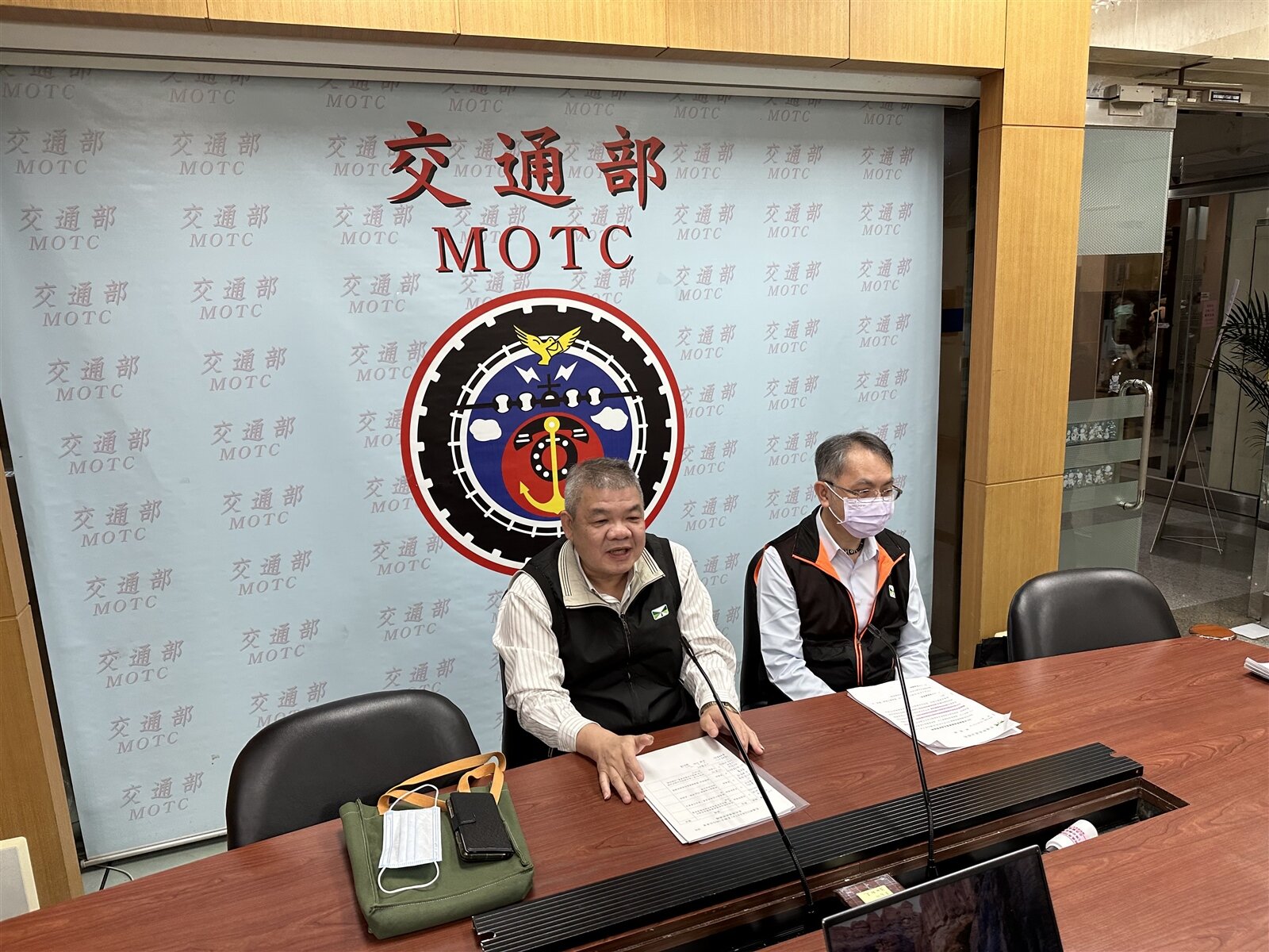 勞動節3天假期，交通部高速公路局自4月30日下午3時至晚上8時，實施國5蘇澳、羅東、宜蘭及頭城交流道北向入口匝道高乘載管制。記者周彥妤／攝影 