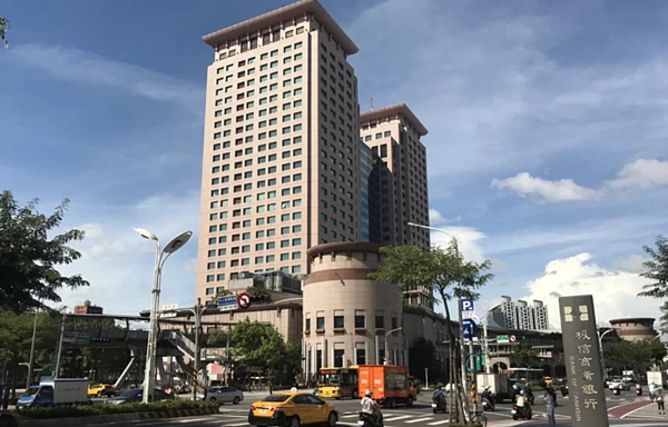 板橋新板特區街景。(本報資料照片)