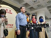 大巨蛋水泥地草皮恐受傷？　李四川：比照日本巨蛋標準會鋪沙