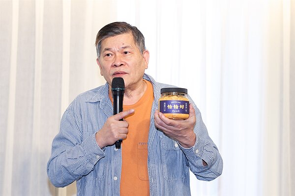 澎恰恰希望靠泡菜副業減輕債務負擔。記者吳致碩／攝影 