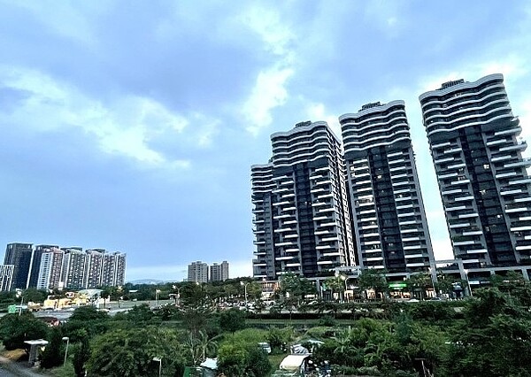 橋頭新市鎮成為建商開發重鎮,人口紅利挹注,房市價量齊揚。圖/台灣房屋提供