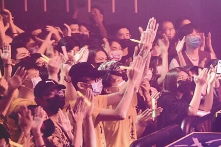 黃牛票問題不僅在台灣存在已久,世界各國也都有類似狀況,文化部針對黃牛票問題打算祭出重罰,雖獲不少消費者贊同,惟從經濟學觀點,政府大張旗鼓干預,效果恐相當有限。圖∕本報資料照片