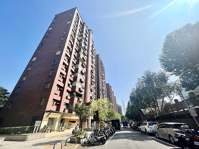 30度高溫來襲，迎接夏季用電高峰，電價調漲後每度電多少錢？永慶房屋報乎你知。