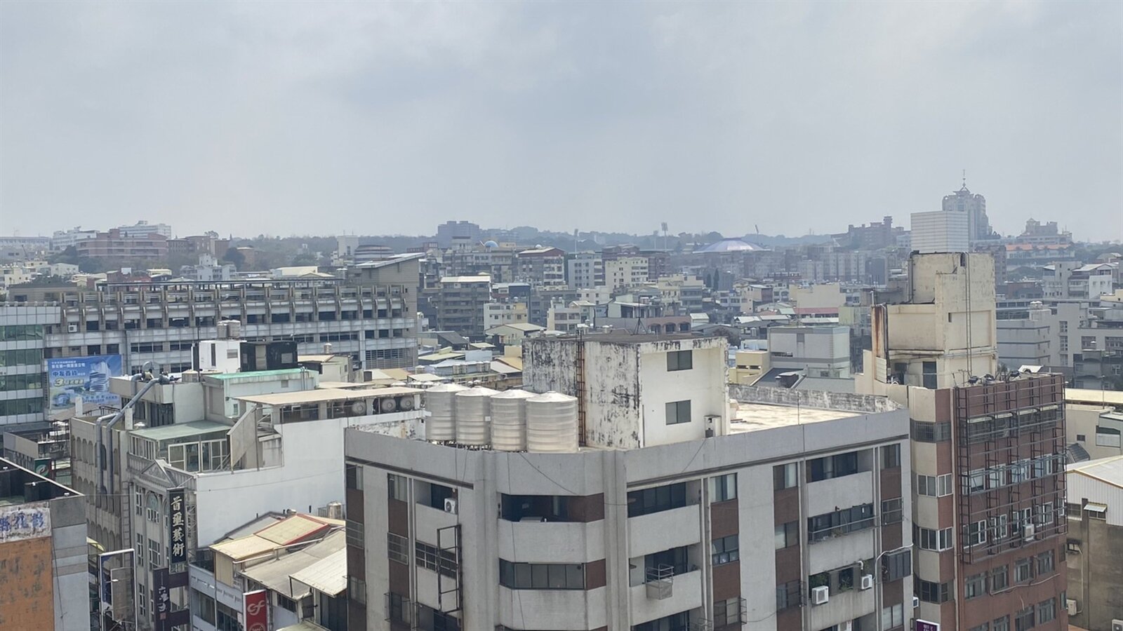 彰化縣去年共有5197筆土地、147棟建物未辦理繼承,依公告現值換算總值達38億餘元。記者劉明岩/攝影