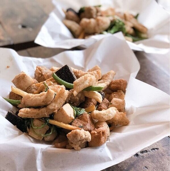 新竹一家鹽酥雞遇上客人狂刷負評（非當事鹽酥雞），引來網友刷五星「補血」力挺。圖／聯合報系資料照