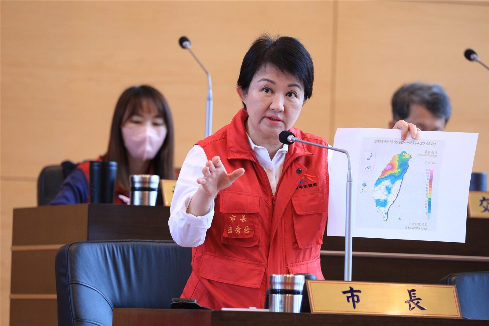 台中市長盧秀燕宣布,民調結果多數民意贊成台中殯儀館原地改建。記者陳秋雲/攝影