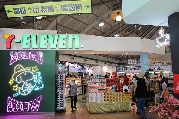 統一超商關廟服務區開幕。圖/台南市政府提供