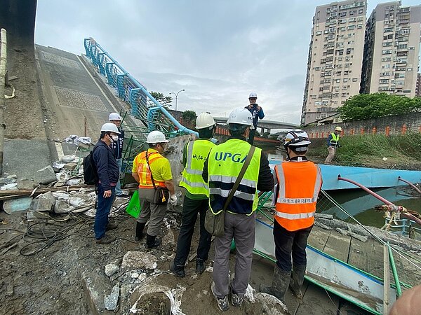 今(22)天早上8時將邀請技師公會到場協助檢視釐清原因。圖/高灘處提供