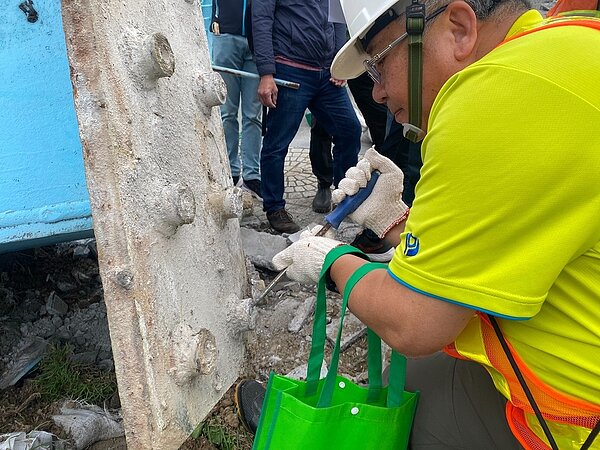 現場採證工作已經完成,後續將再檢核施工計畫等相關文件後,綜整後判定原因。圖/高灘處提供