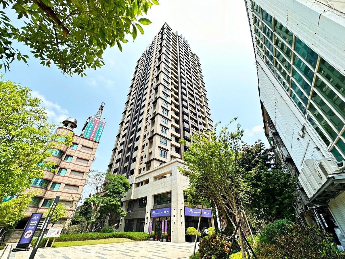 板橋民權社會住宅就位在新完工建案「皇翔來青」,此次招租套房型有20戶,坪數約18至19.5坪;兩房型有28戶,坪數約20.5至30坪。圖/新北住都中心提供