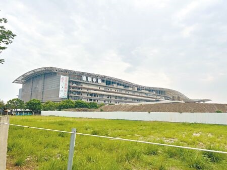 
台中水湳經貿園區重大建設之一的「國際會展中心」，預計2024年完工，可望帶動該區域發展。（林欣儀攝）
