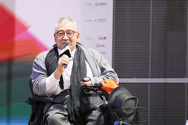 大塊文化董事長郝明義8日晚赴國家音樂廳聽音樂會,協助推輪椅的友人感到吃力,請服務人員幫忙,要求三次都遭拒。圖為資料照。圖 / 屏東縣政府提供