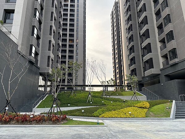 「中壢一號」公設及周邊環境均相當完善。圖/桃園市政府提供