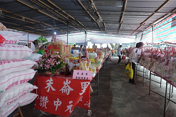 許多民眾到現場觀看。圖／取自「中山大同樂生活 X 有你有我」臉書
