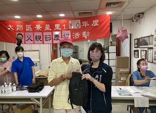 若屏里長致力於提升景星里的生活居住品質。圖／取自台北市鄰里服務網
