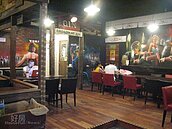 「豪小子」給靈感　高雄竄起運動復古咖啡店