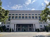 嘉義傳人倫悲劇…8旬婦疑遭毆打致死　頭卡樓梯欄杆間