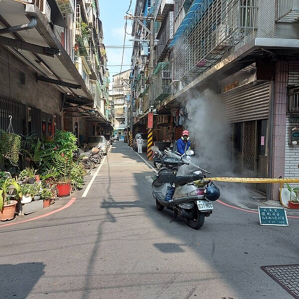 民本里定期消毒。圖／陳秋月里長提供
