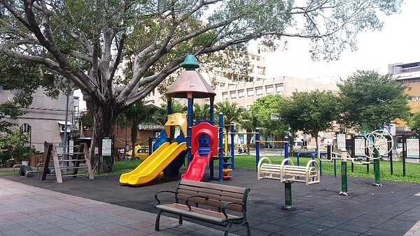 位於和平里里內的和平青草園。圖/取自公園走透透,台北新花漾官網