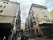 住得不安心！蘆洲海砂屋住戶急都更　一週內與新北住都簽約