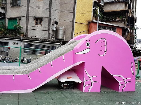 國泰綠地是福祿里里內的多功能小公園。圖／國泰綠地臉書粉絲專頁