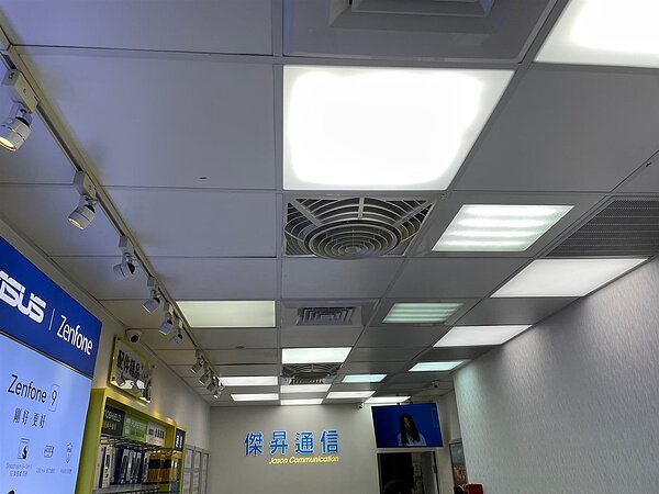 新北市服務業隔熱補助辦法第二期,補助品項「吸頂循環扇」每台最高補助2千元,截止日為11月30日或經費用罄為止。圖/新北市經發局提供