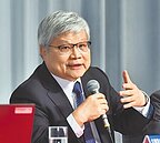 魏哲家低檔增持台積200張