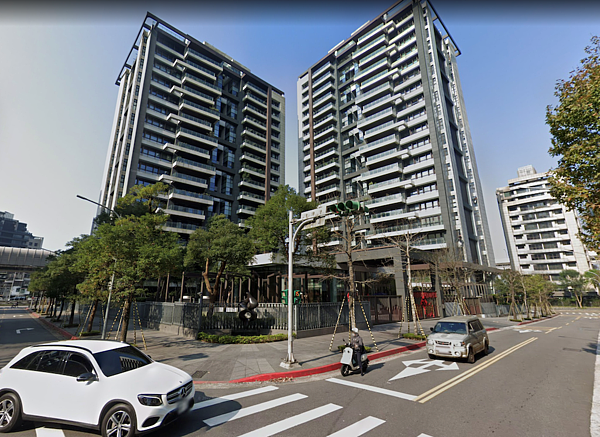 房市「平轉」逃命潮!成交驚見華固、璞真、大同知名社區 台海危機後激增 南港區大同璽苑。圖/翻攝自GoogleMaps