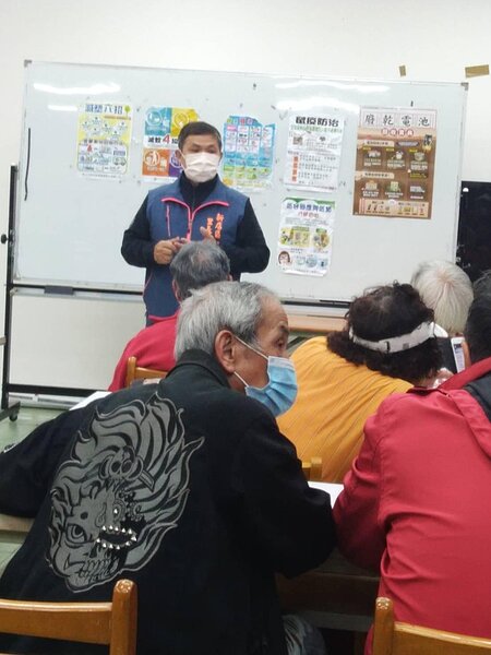 國豐里登革熱防治宣導。圖／顏榮宏里長提供