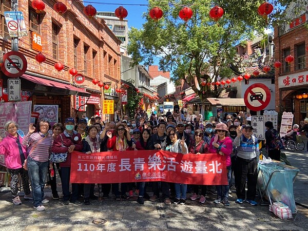 建民里舉辦長青樂活遊台北活動。圖／截取自「臺北市鄰里服務網」