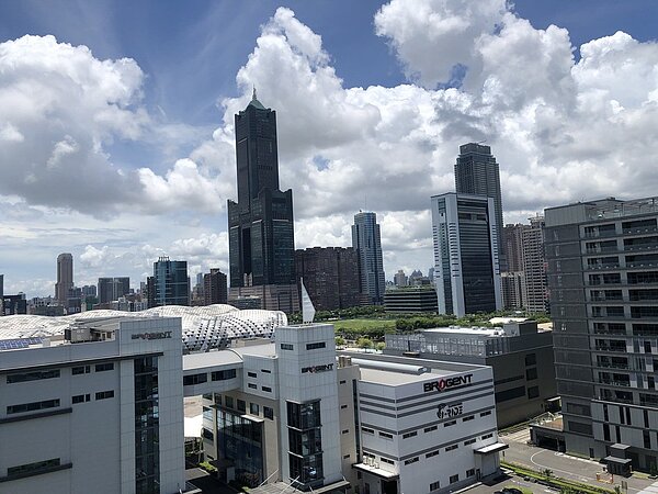 高雄房市降溫。記者林政鋒攝影