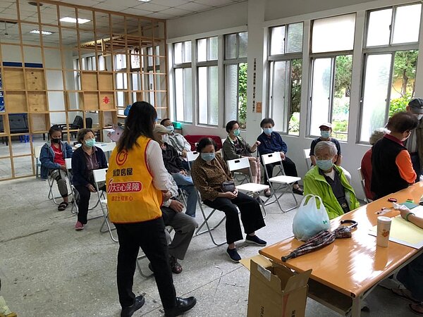 在永慶房屋人員的協助下現場井然有序。圖/取自「永和樂生活X有你有我」臉書
