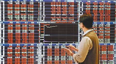 兩岸地緣政治風險的緊張氣氛可望紓緩,台股將重獲外資關愛眼神,短期行情看俏。(本報資料照片)