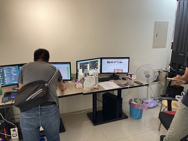 刑事局中打第二隊查緝選舉賭盤,查獲36名組頭,清查6億不法資金流向。圖/讀者提供