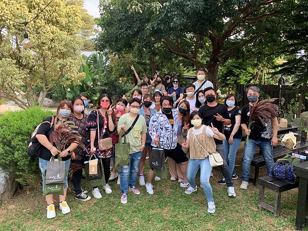 「店裡的每位同仁都能透過這份工作改善生活,不再為了金錢所煩惱,甚至能擁有夢想中的精采人生,是我最大的願望」(圖/杜文提供)