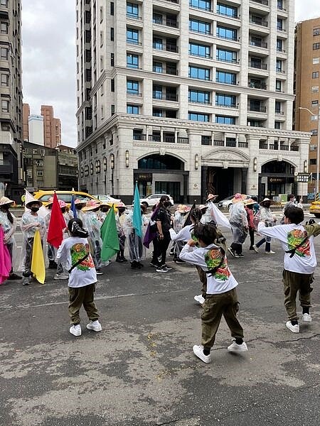 客家義民嘉年華遊行活動。（圖／大安樂生活Ｘ有你有我）