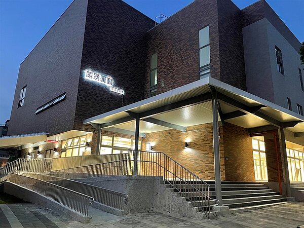 新北首座與新建校園共構的運動聚點就在林口東湖國小。圖/新北市體育處提供