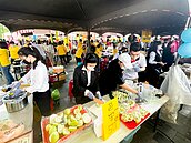 宜蘭永慶不動產響應公益園遊會　捐贈義賣所得扶助植物人