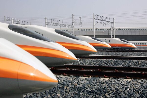 高鐵12組新列車採購傳與日本協商中。圖／台灣高鐵公司提供